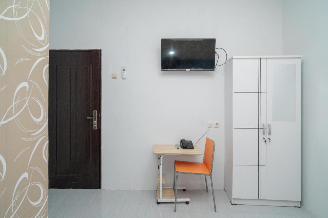 Reddoorz Near Sarinah Джакарта Екстериор снимка